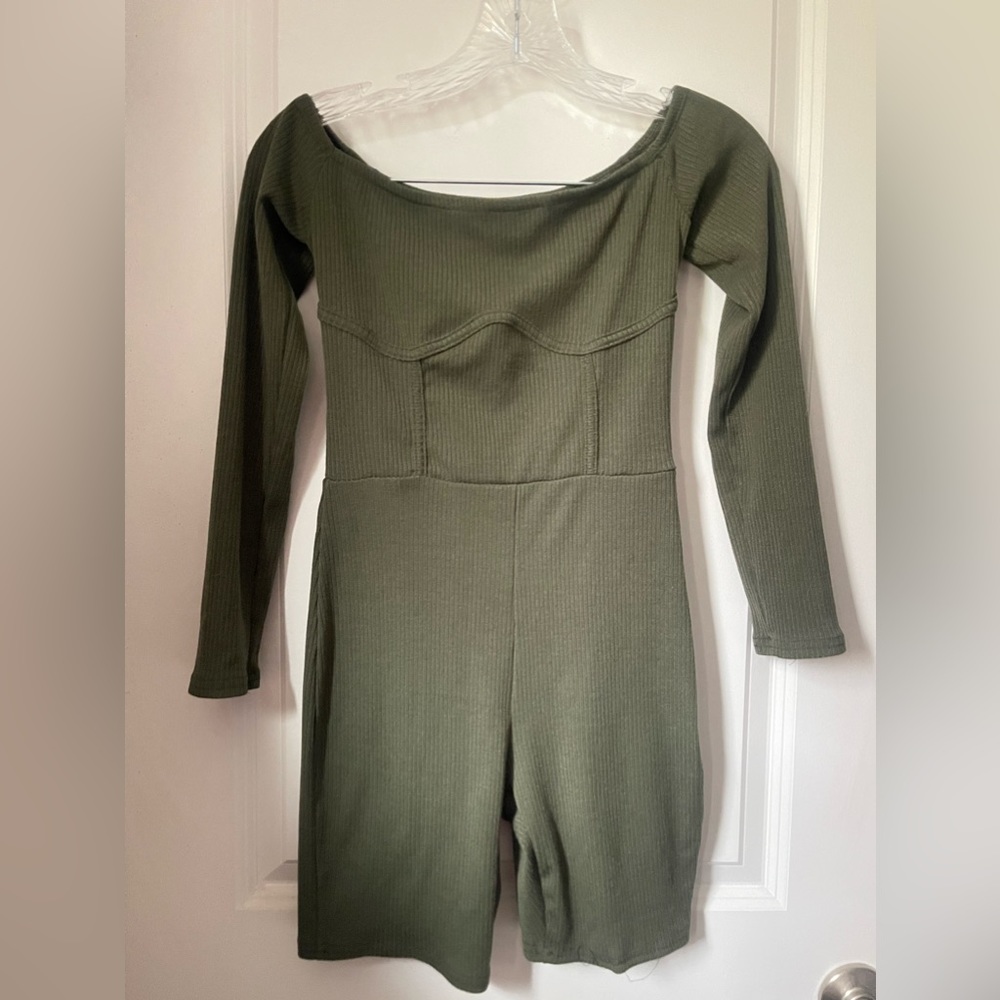 SHEIN one piece olive green jumpsuit 9/10